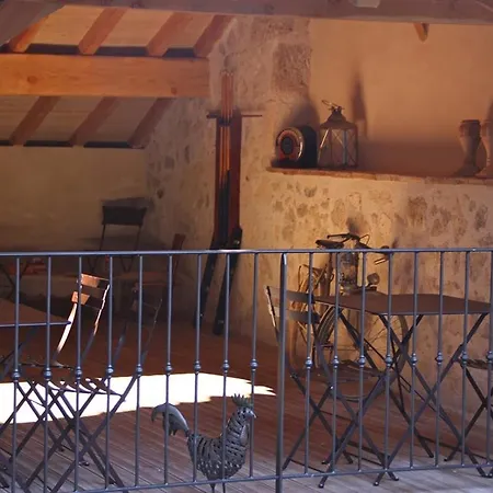 Du Cote De Chez Jeanne Pensionat 4*